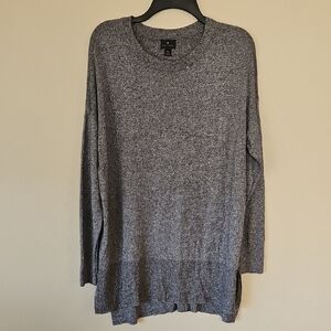 XL Worthington Black and Gray Knit Top